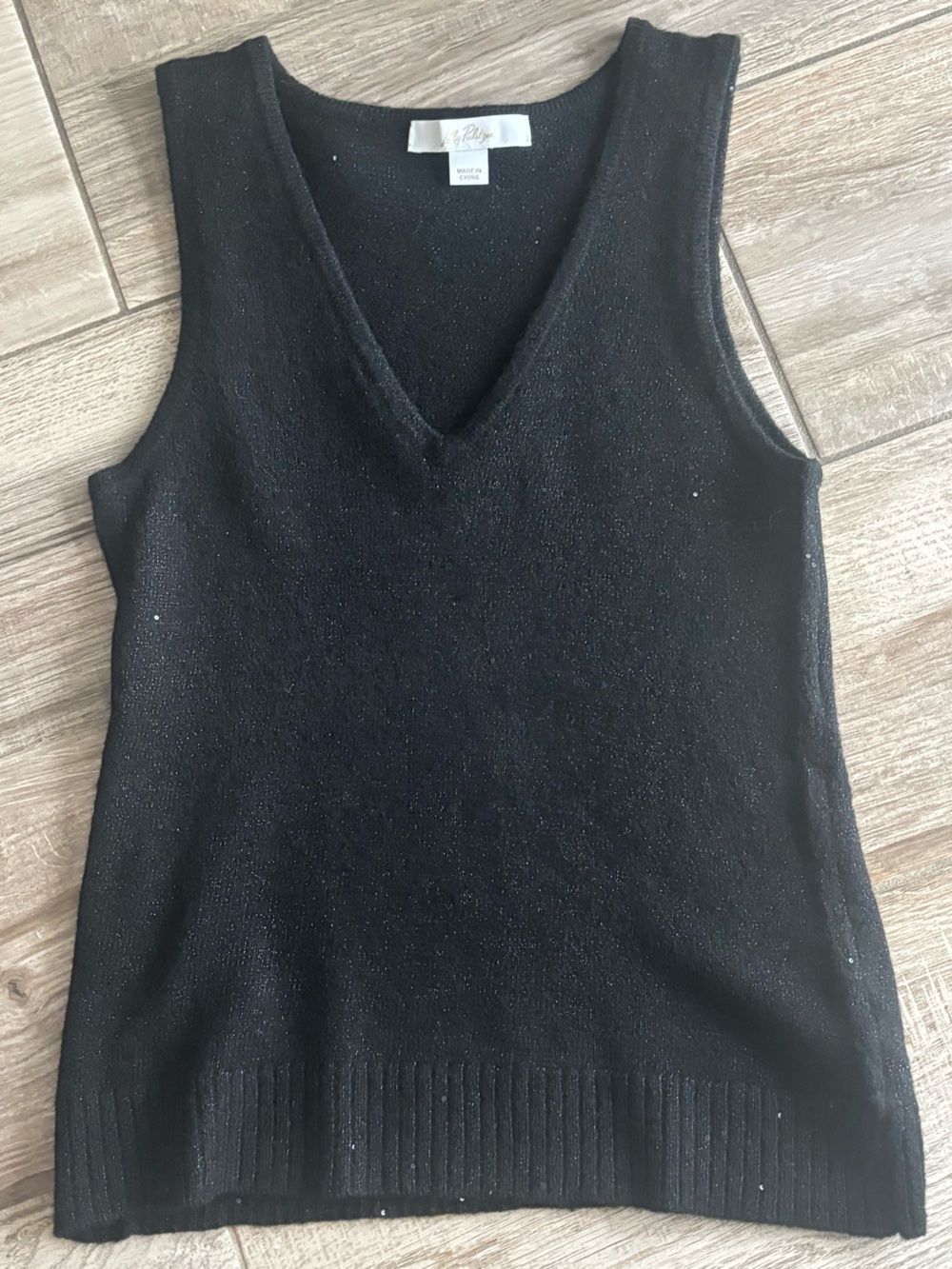 Lilly Pulitzer Black V-Neck Sleeveless sparkly Sweater size small